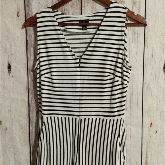 Super soft and comfy jumper by W Worthington - Picture 2 of 16